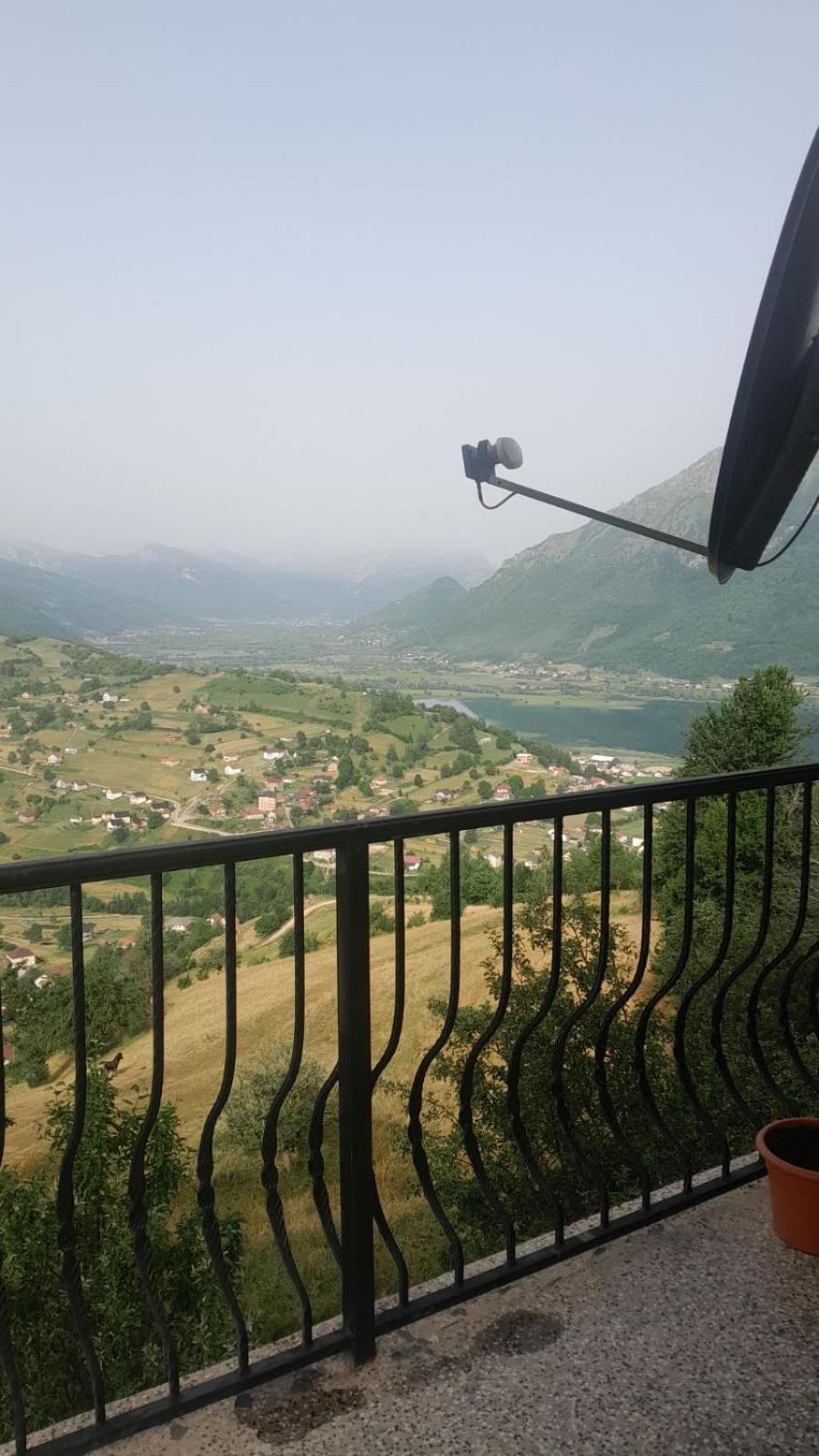 Viewpoint Kofiljaca Bed and Breakfast Plav Buitenkant foto